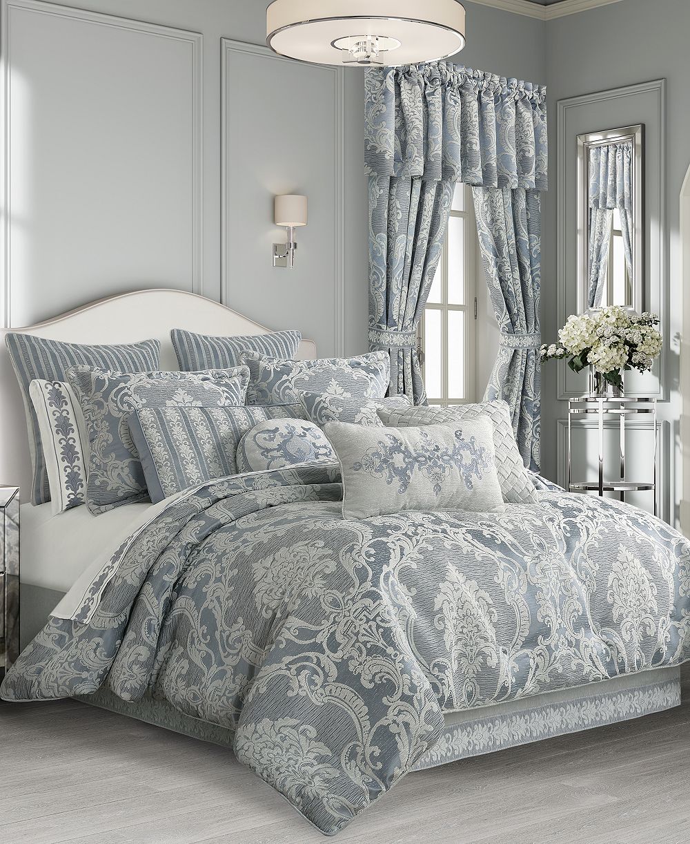 Комплект из 4 предметов J Queen New York Queensbury Comforter Set, Queen