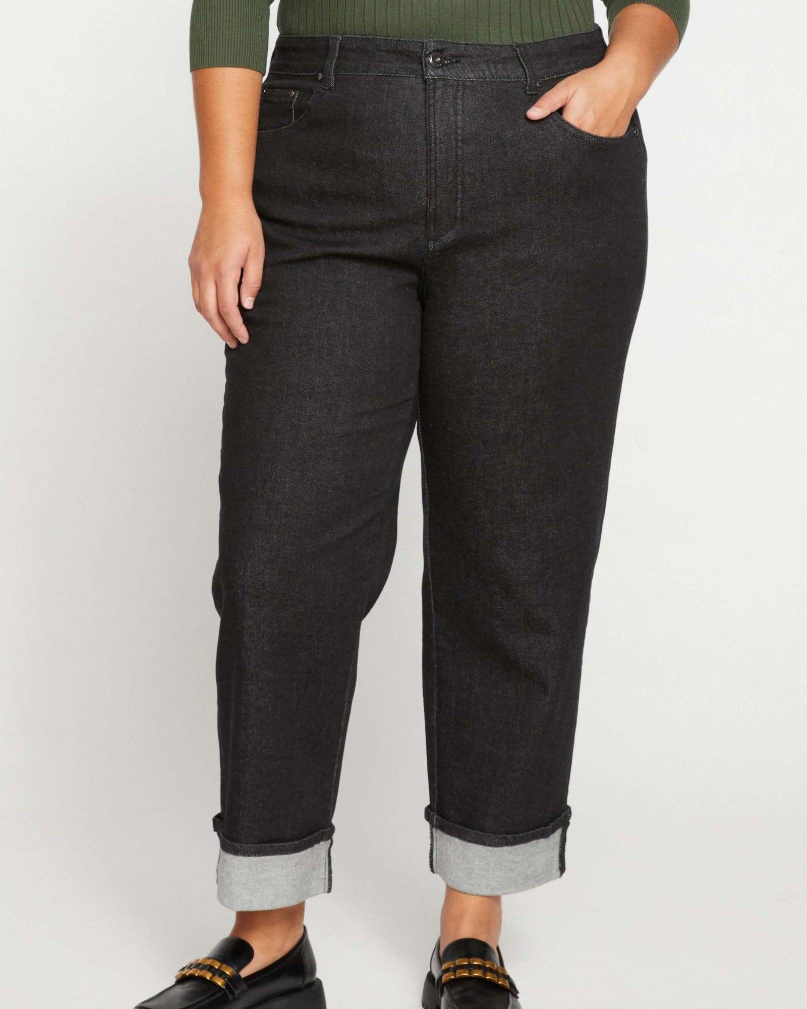 Женские джинсы Universal Standard Plus size Stevie High Rise Cuffed Straight Leg