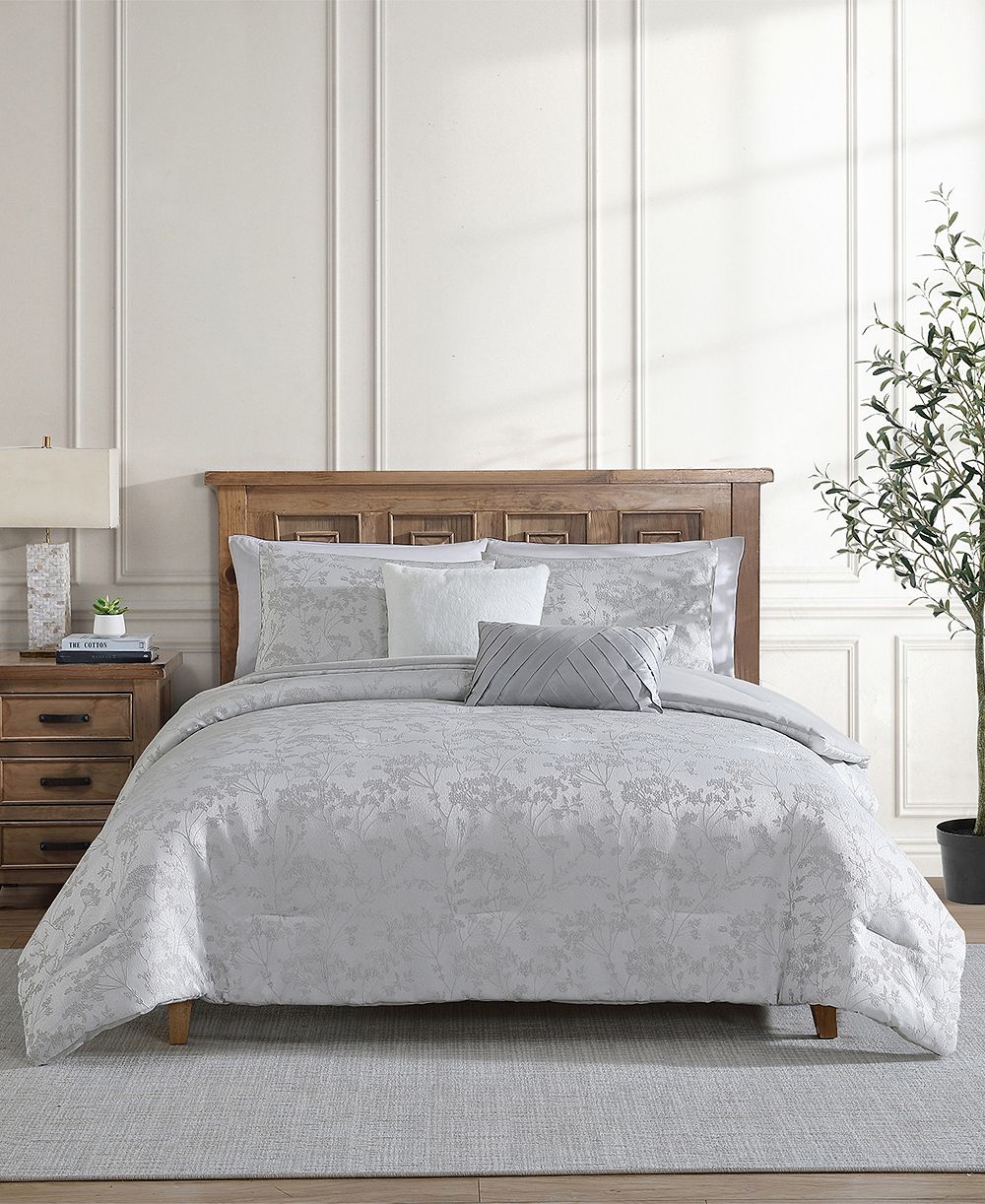 VCNY Home Nikka Jacquard Floral 5-Pc. Comforter Set, King