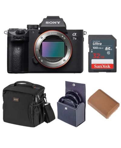 Sony Alpha a7 III беззеркальная камера (Body Only) с комплектом аксессуаров