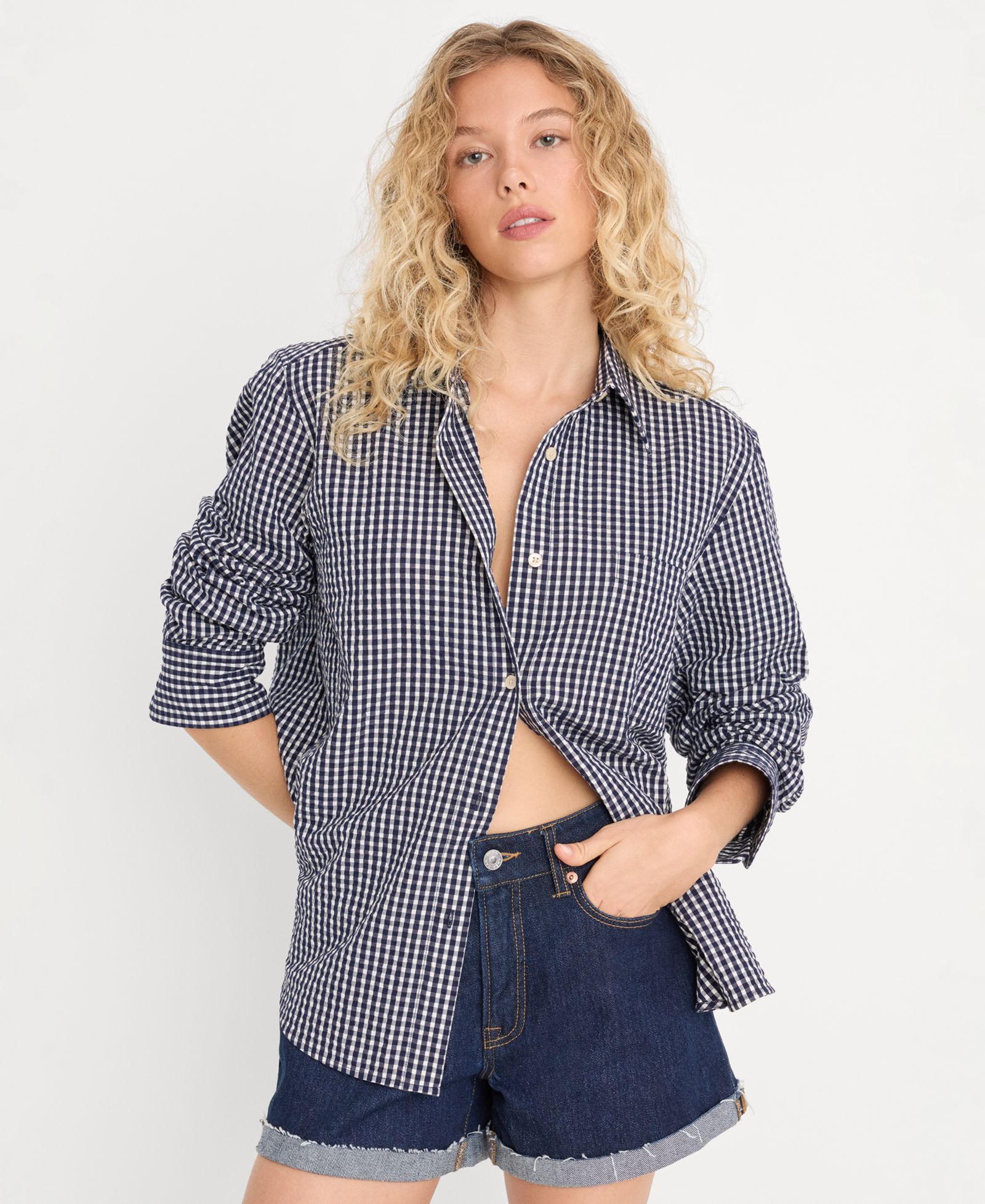 Good American Women's Seersucker Classic Shirt, Created for Macy's
