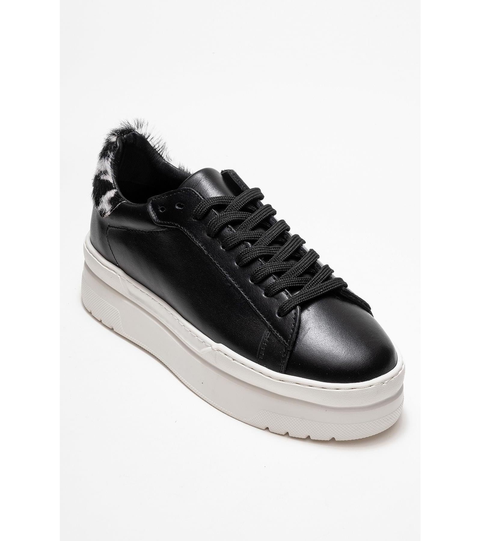 Forever & Always Shoes Women's Anabel Leather Platform Sneakers