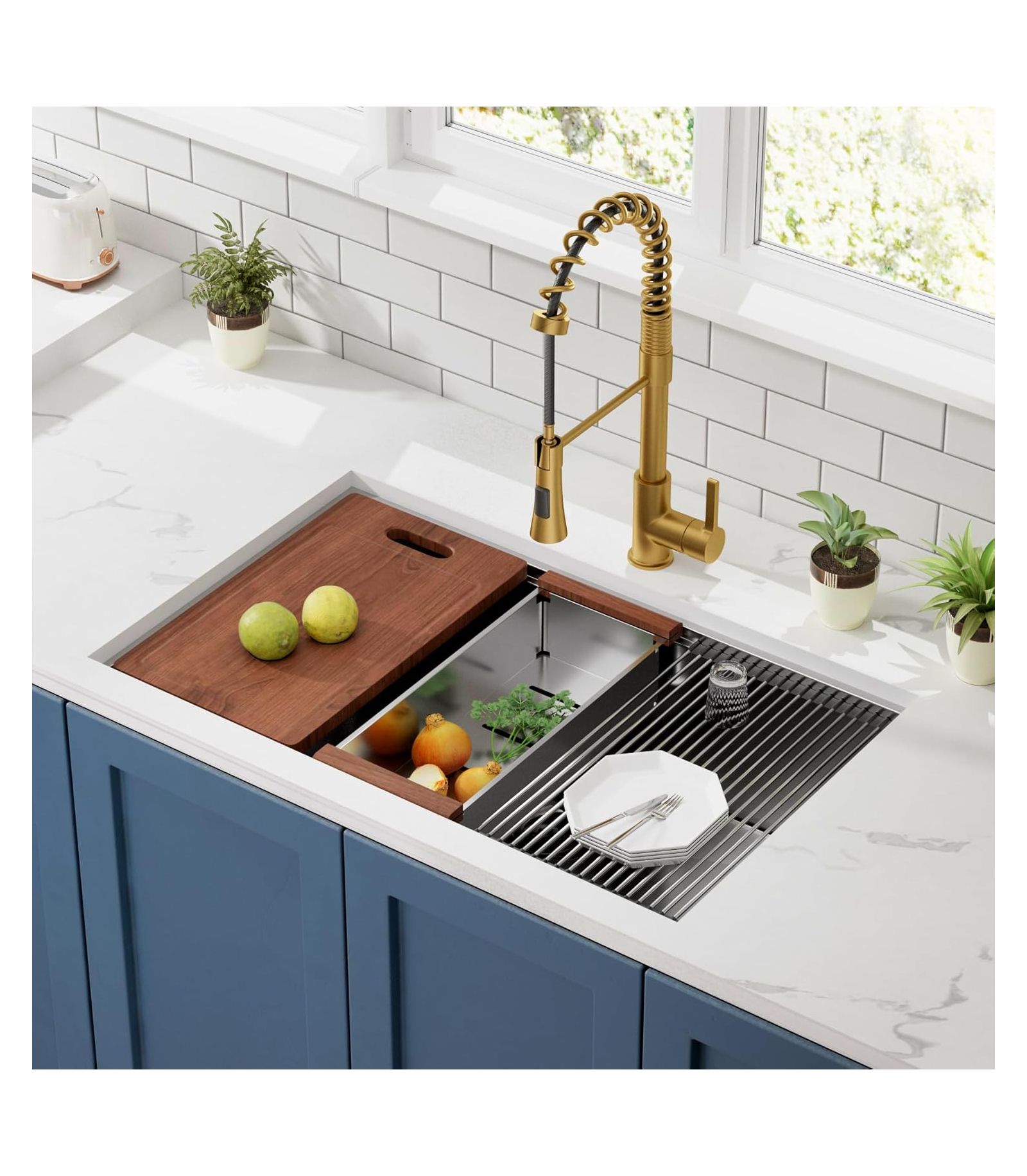 BUSDAYS 32 x 18 inch Undermount Workstation Sink, Stainless Steel Single Bowl Kitchen Sink 18 Gauge