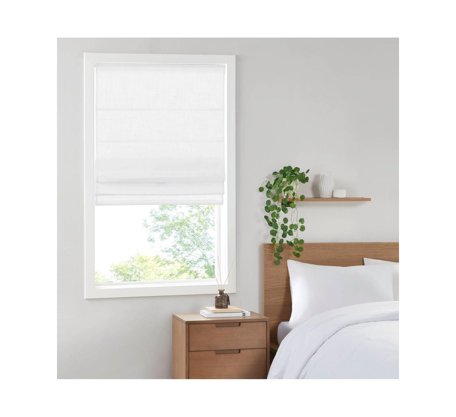LAOTIES Linen Blend Total Blackout Flat Fold Cordless Roman Shade