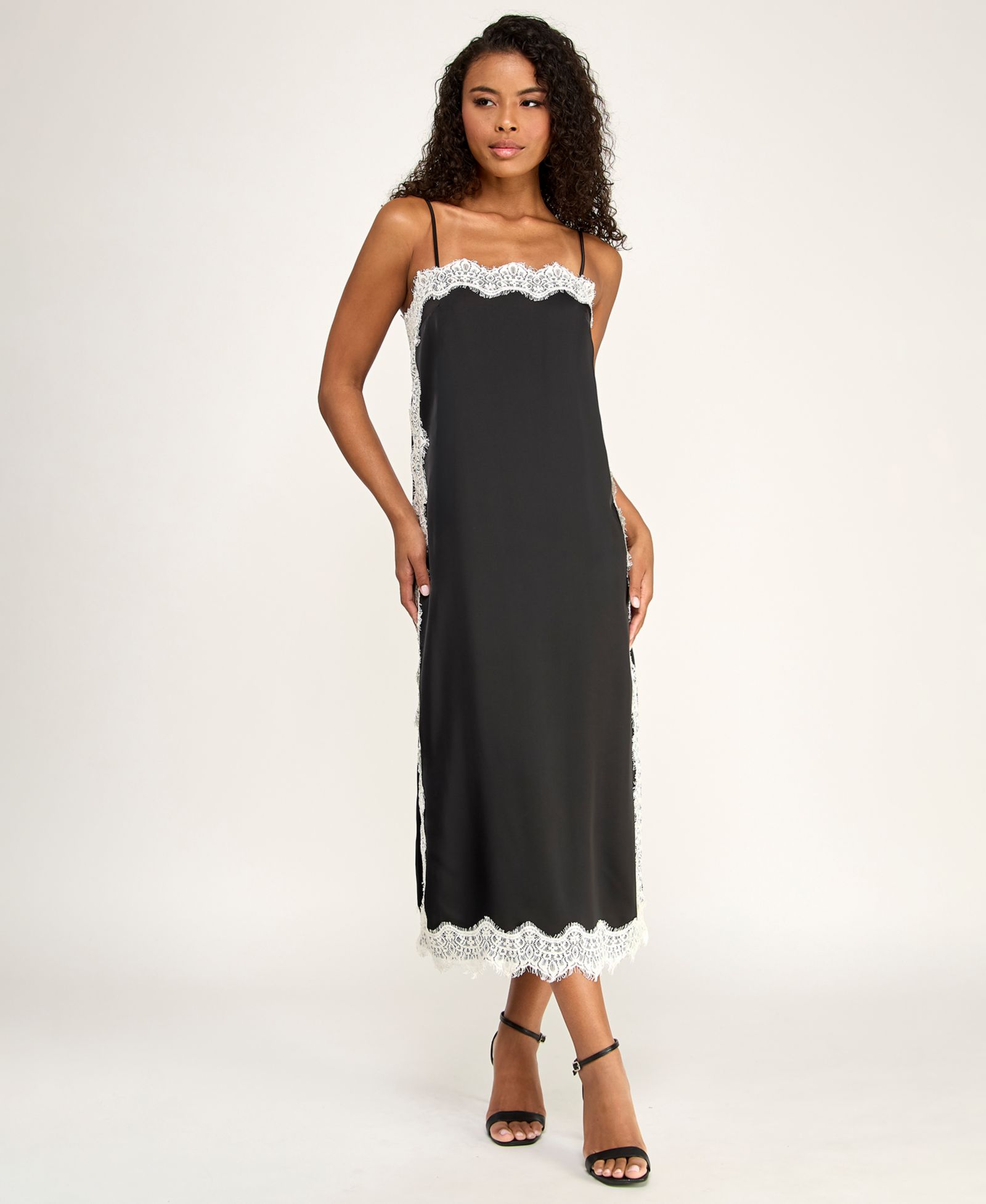 Детское платье-комбинация SENI & CADE Juniors' Sleeveless Straight Neck Slip Dress
