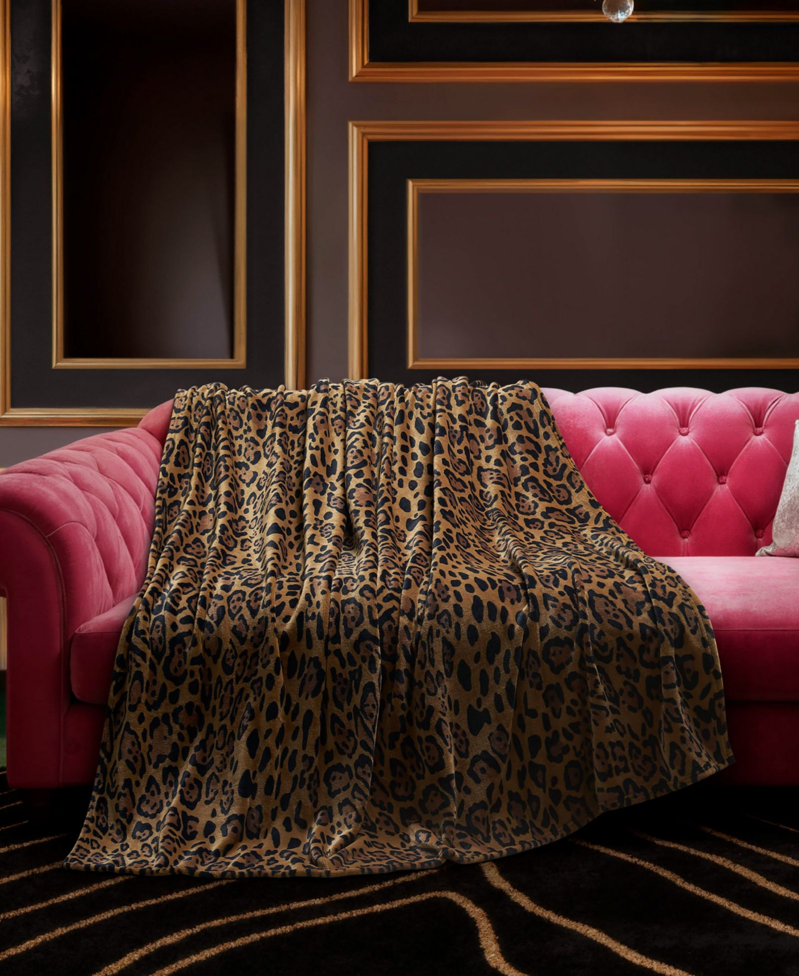Плюшевый плед Baby Phat Oversized, 60" x 70"