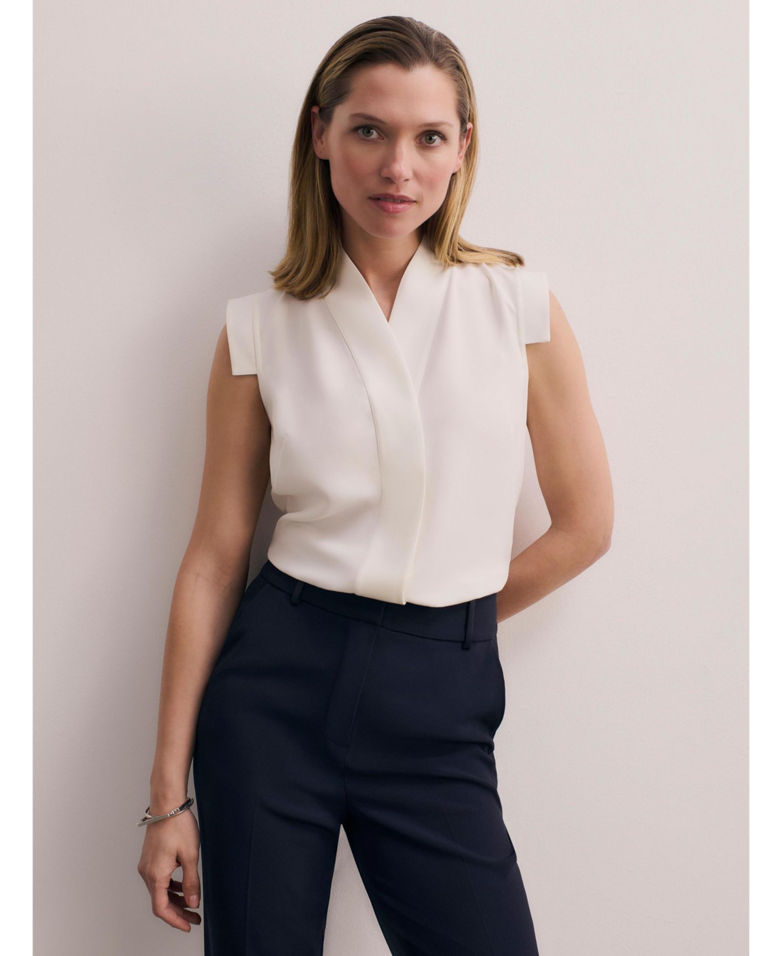 The Fold Women's Bowery Sleeveless Silk Blouse