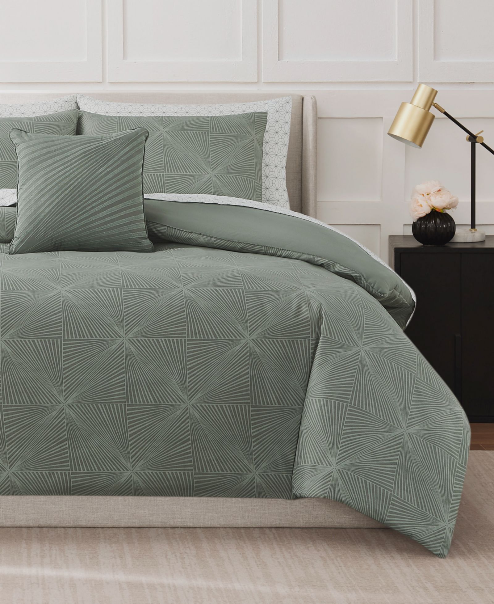 Nine West Elio Bed in a Bag 8-Piece Comforter Set, King
