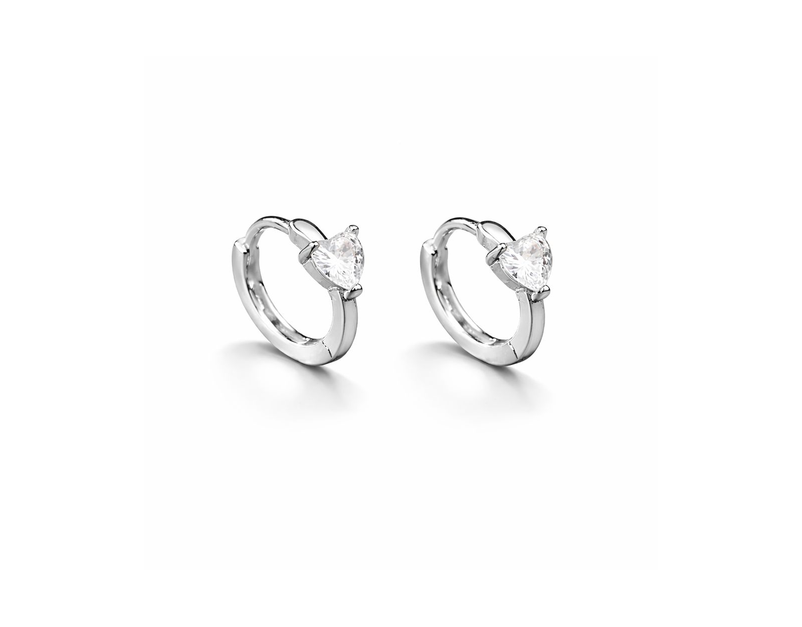 Серьги-кольца Rebl Jewelry Crystal Heart Hoop
