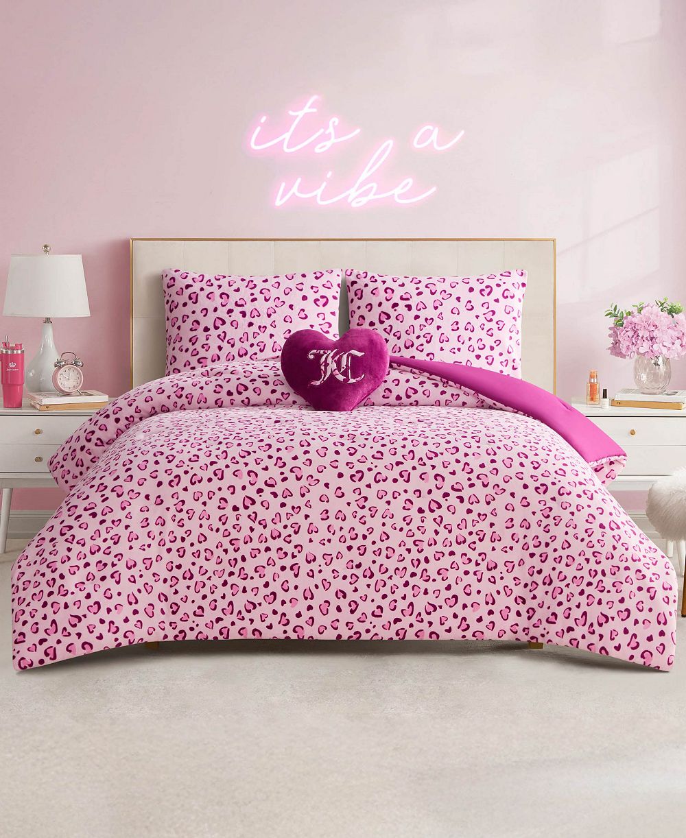 Juicy Couture Plush Reversible Leopard Hearts 4-Piece Comforter Set, King