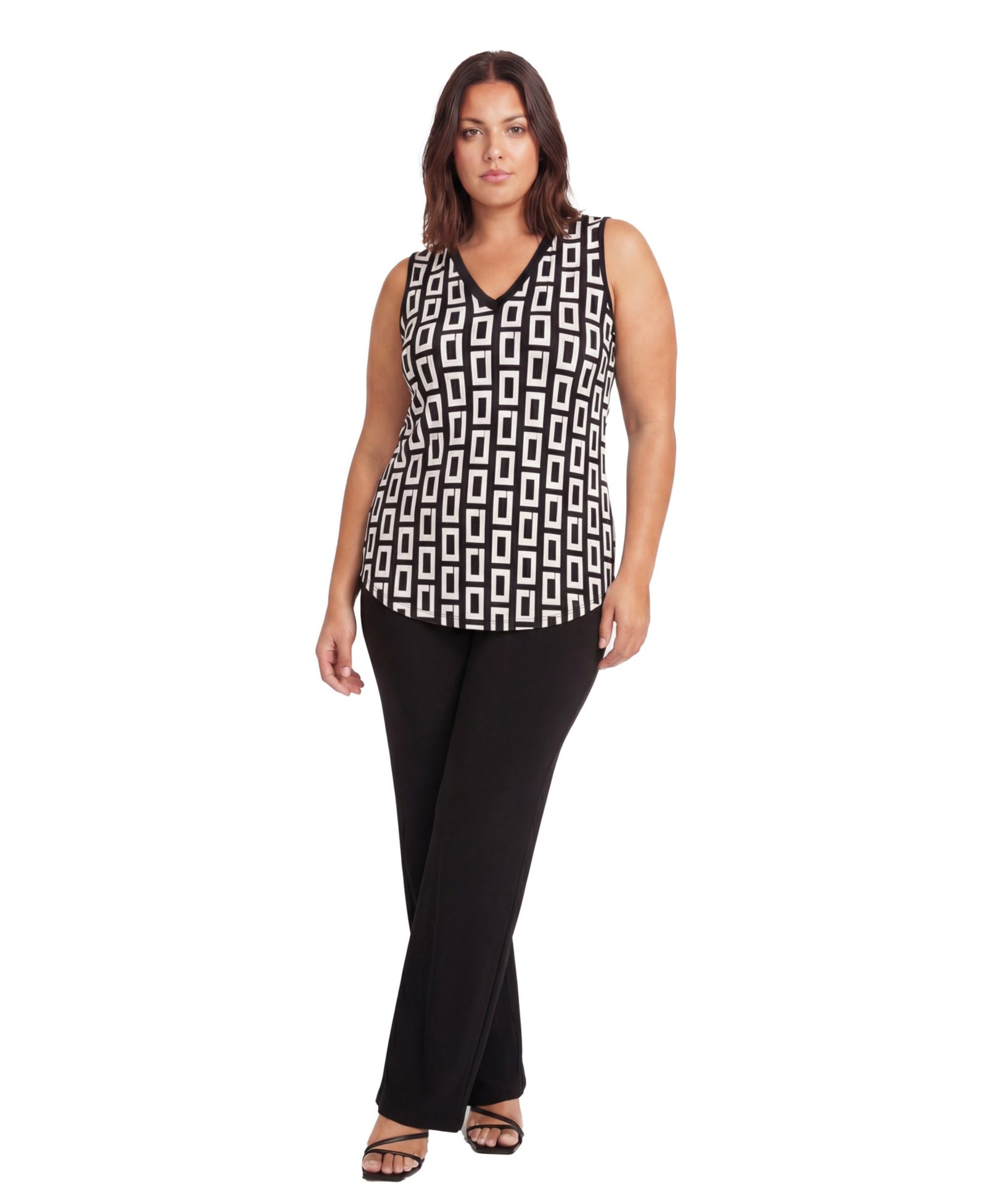 Комплект 24seven Comfort Apparel Plus Size: топ с круглым подолом и брюки с эластичным поясом