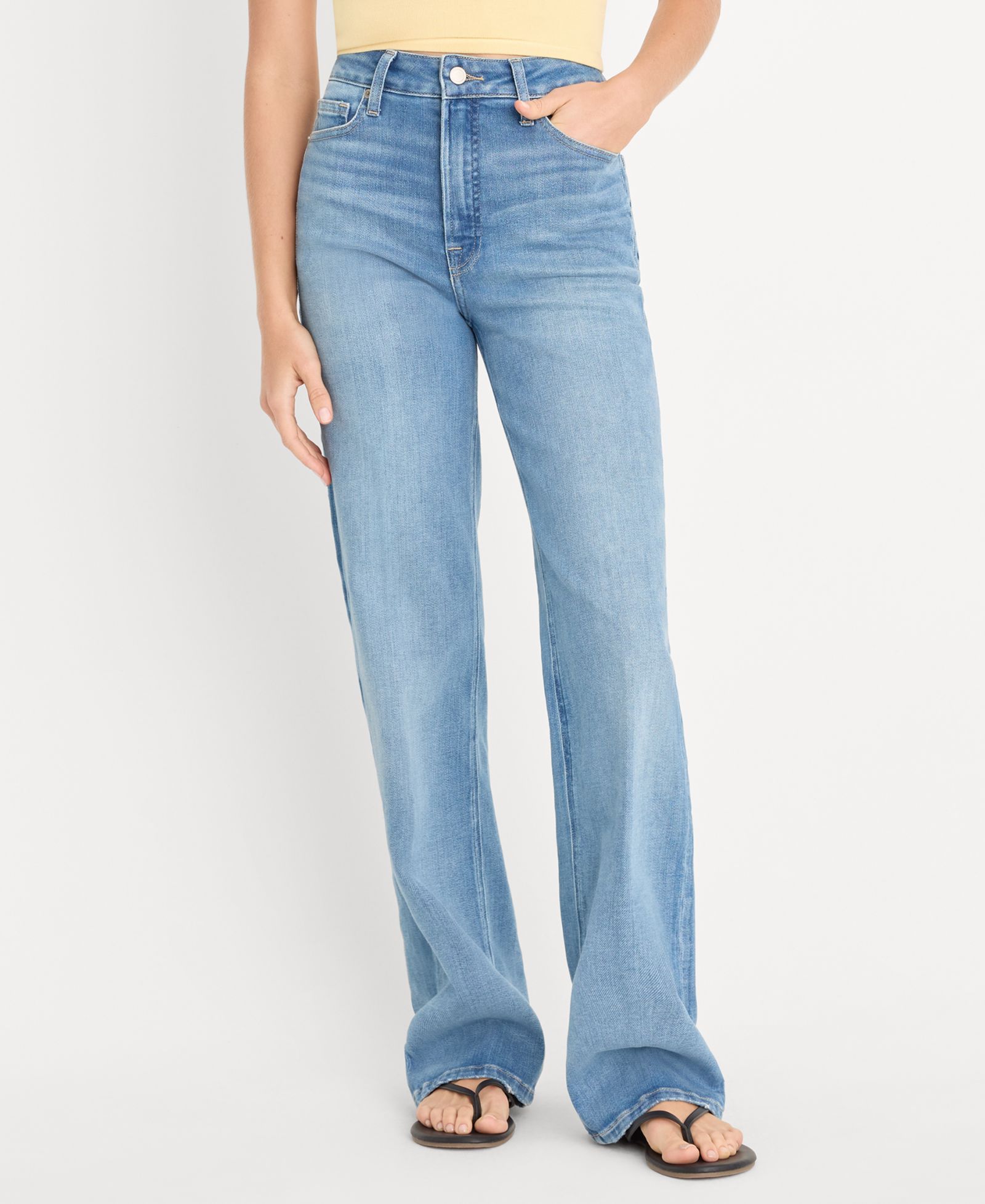 Good American Women's Soft Tech Good True Straight Jeans