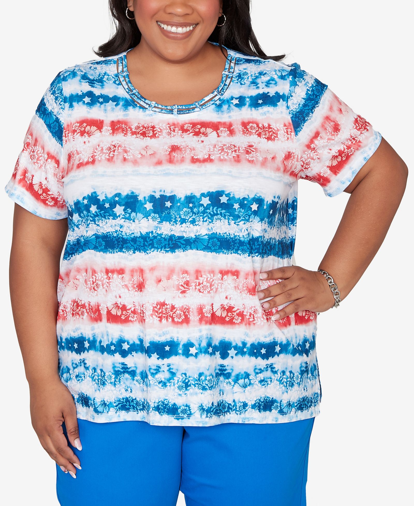 Футболка Alfred Dunner Plus Size Lady Liberty Americana Tie Dye Stripes