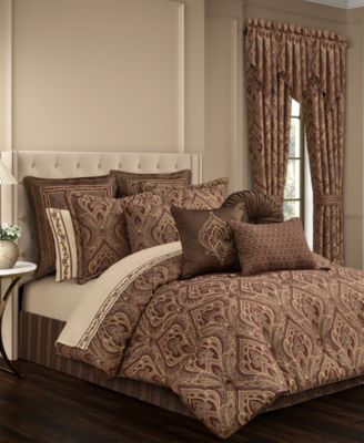 Five Queens Court Odette Print 4-Piece Comforter Set, California King