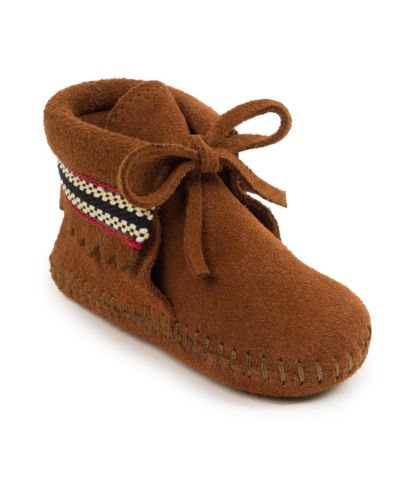 Детские замшевые ботильоны Minnetonka Suede Braid