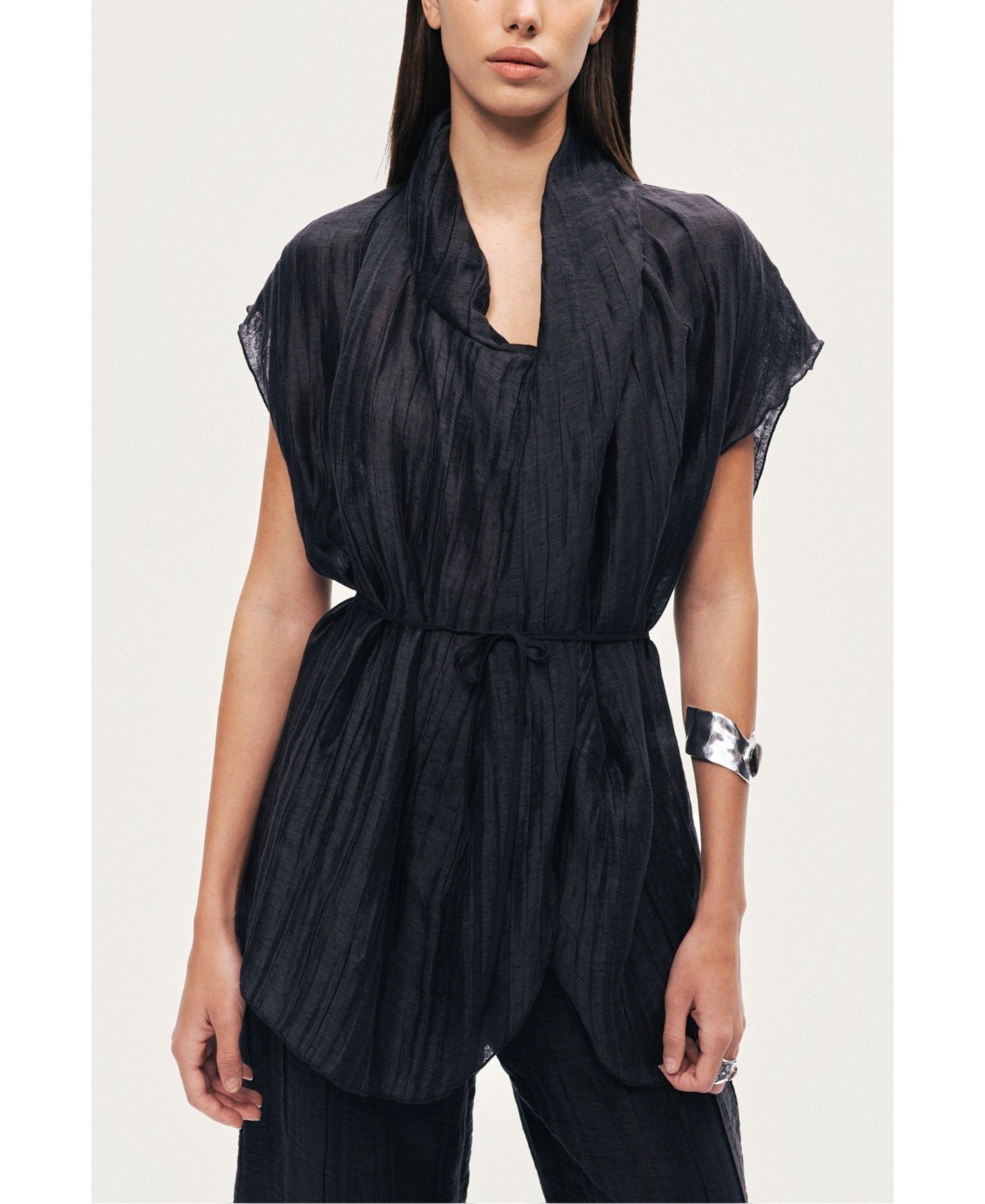 NOCTURNE Women's Belted Vest