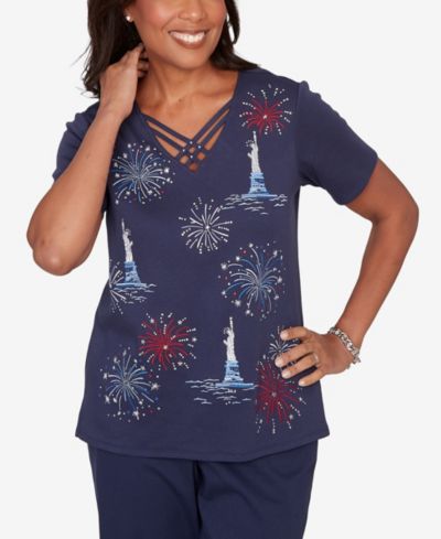 Alfred Dunner Petite Lady Liberty Statue of Liberty Fireworks V-Neck T-Shirt