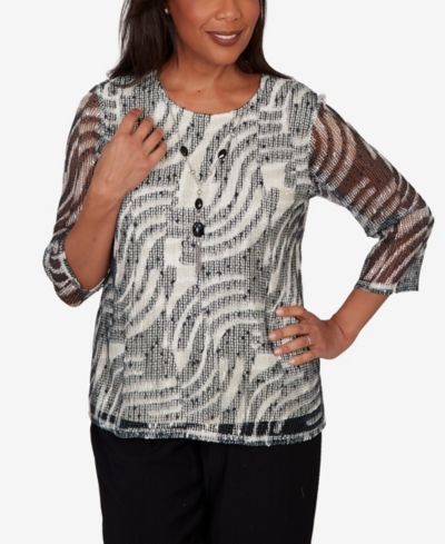 Alfred Dunner Petite Detail Driven Animal Popcorn Embellished Top with Necklace