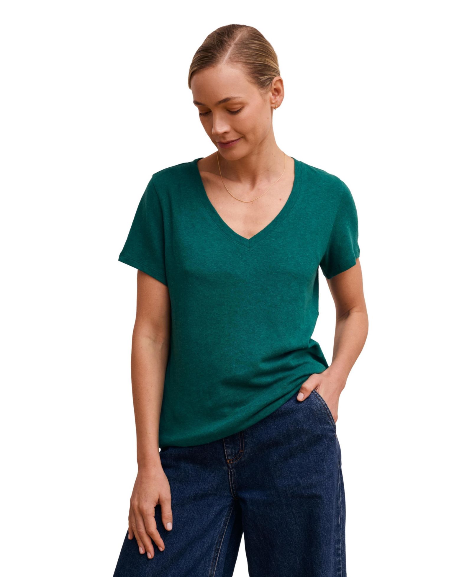 Celtic & Co. Women's Relaxed V-Neck Linen Blend T-Shirt