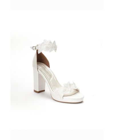 Forever & Always Shoes Women's  Isadora Lace Bridal Heel