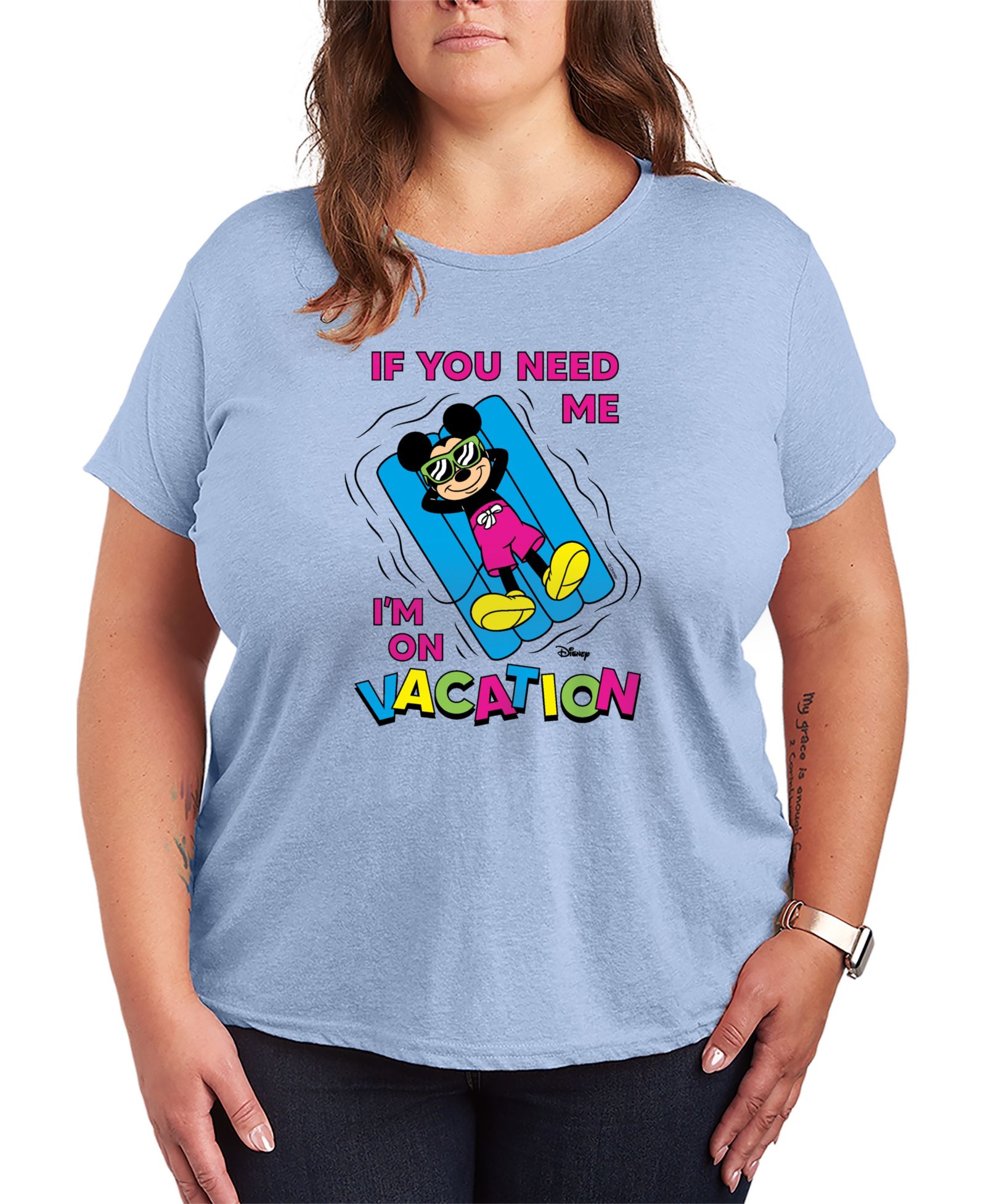 Hybrid Apparel Plus Size Футболка с принтом Disney Mickey on Vacation