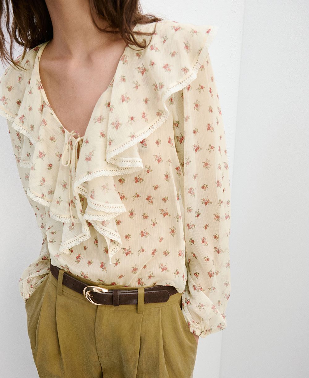 Женская блузка Mango Ruffled Floral
