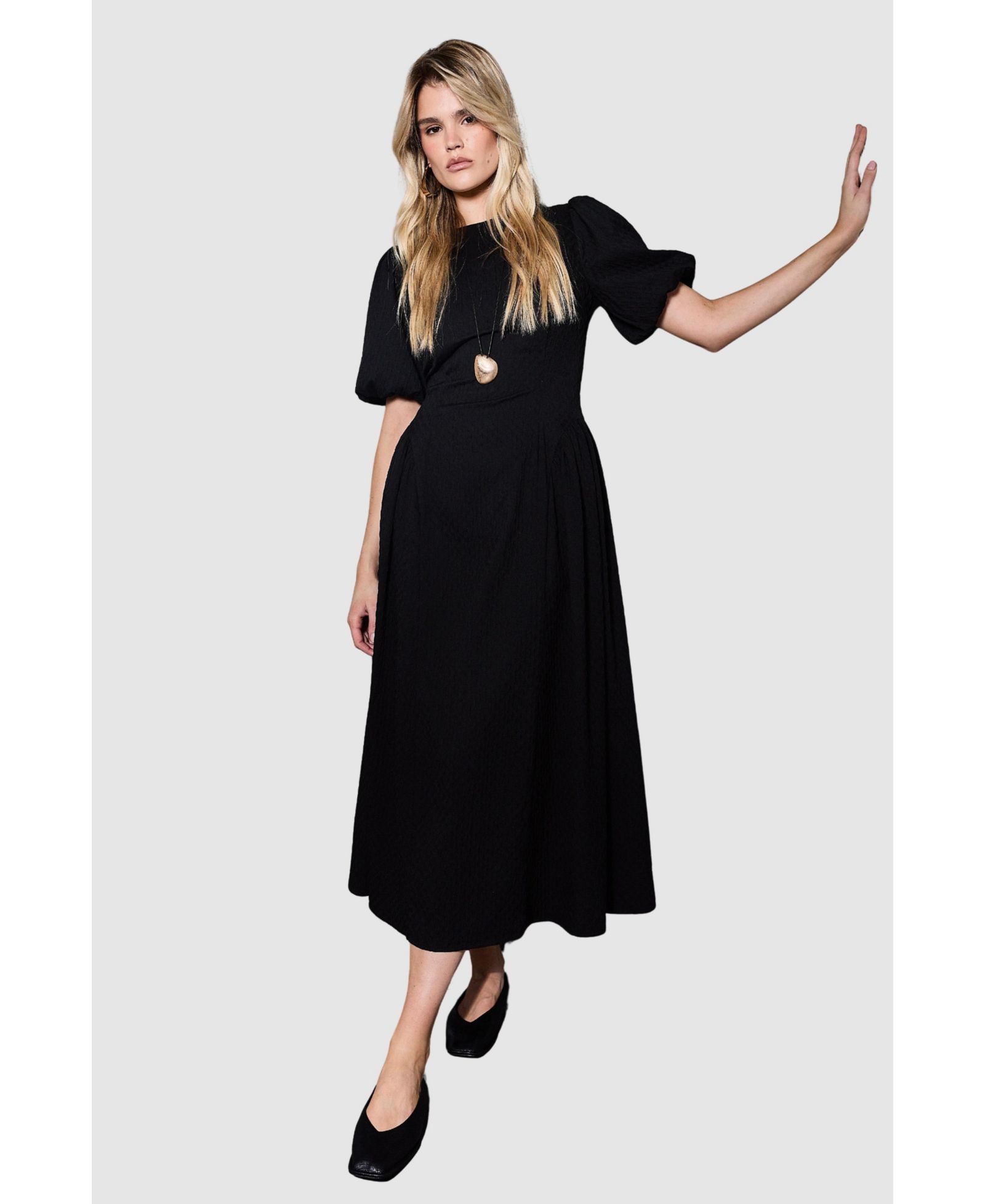 Warehouse Women's Seersucker Puff Sleeve Midi Dress