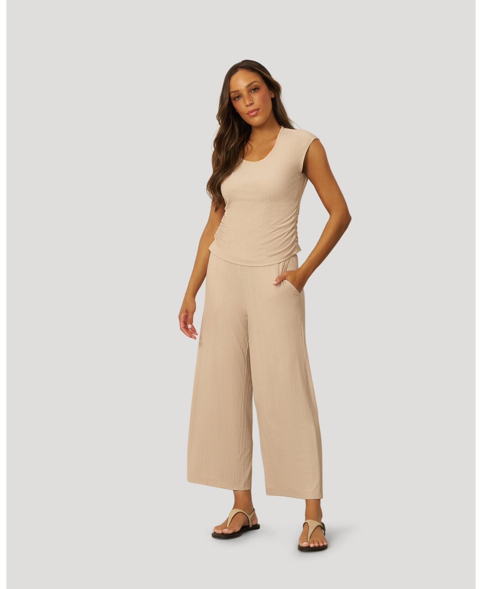 Cable & Gauge Women's Rib Side Shirred Top and Wide Leg Set