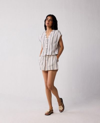 Женский комплект Reistor Striped с шортами и топом V-neck
