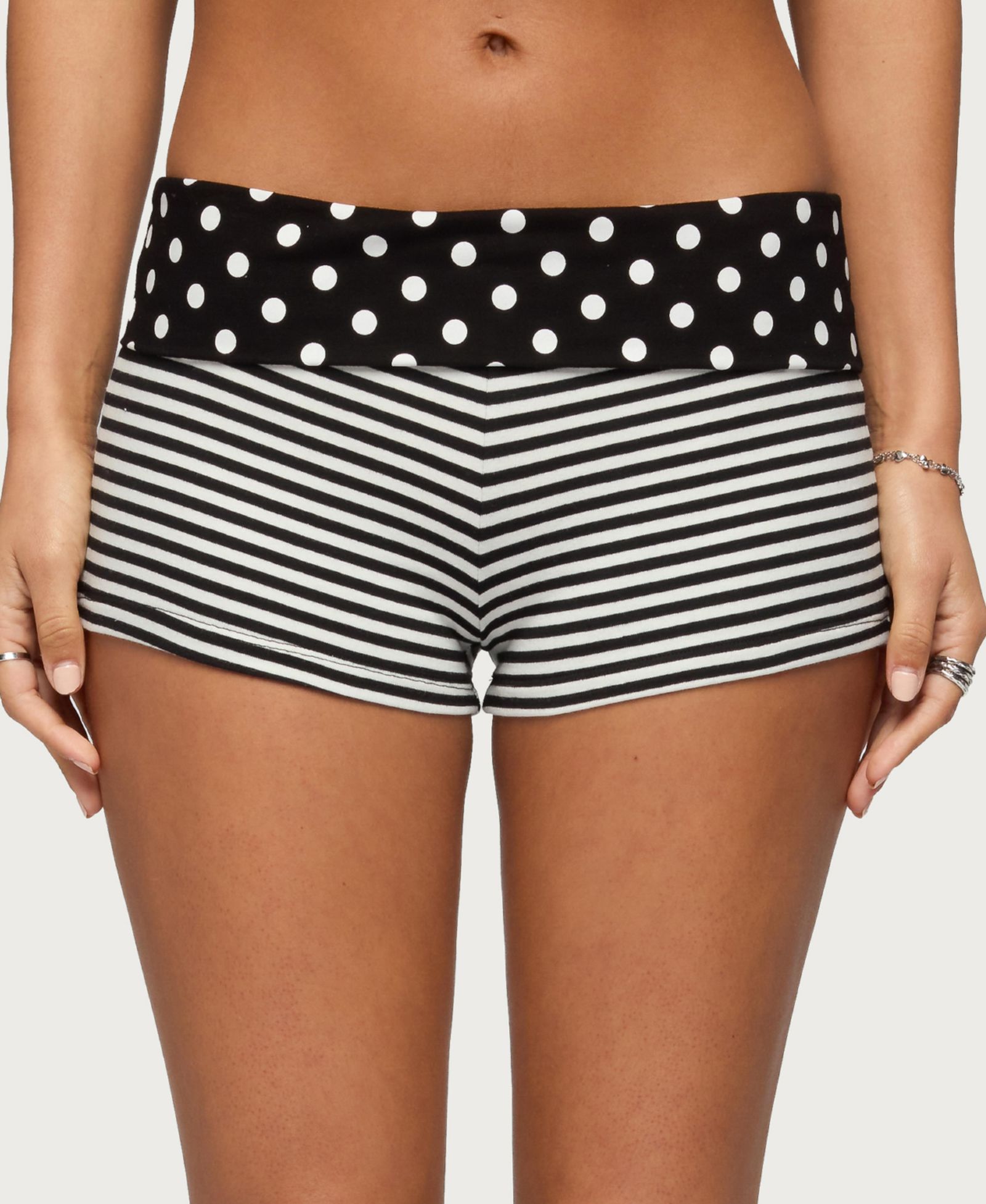 Edikted Women's Presley Stripe and Polka Dot Foldover Shorts