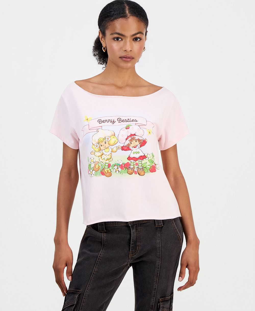 Love Tribe Juniors' Strawberry Shortcake Graphic T-Shirt
