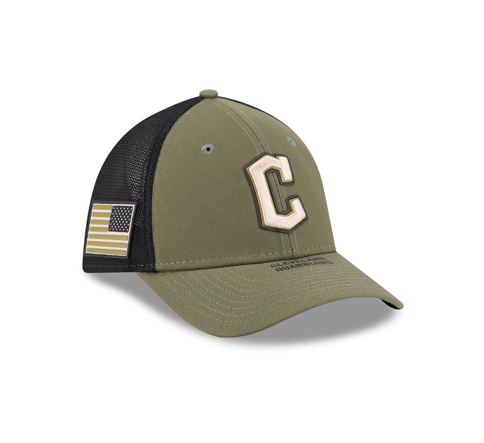 Мужская кепка New Era Cleveland Guardians 2026 Armed Forces Day 39THIRTY M-Crown Flex