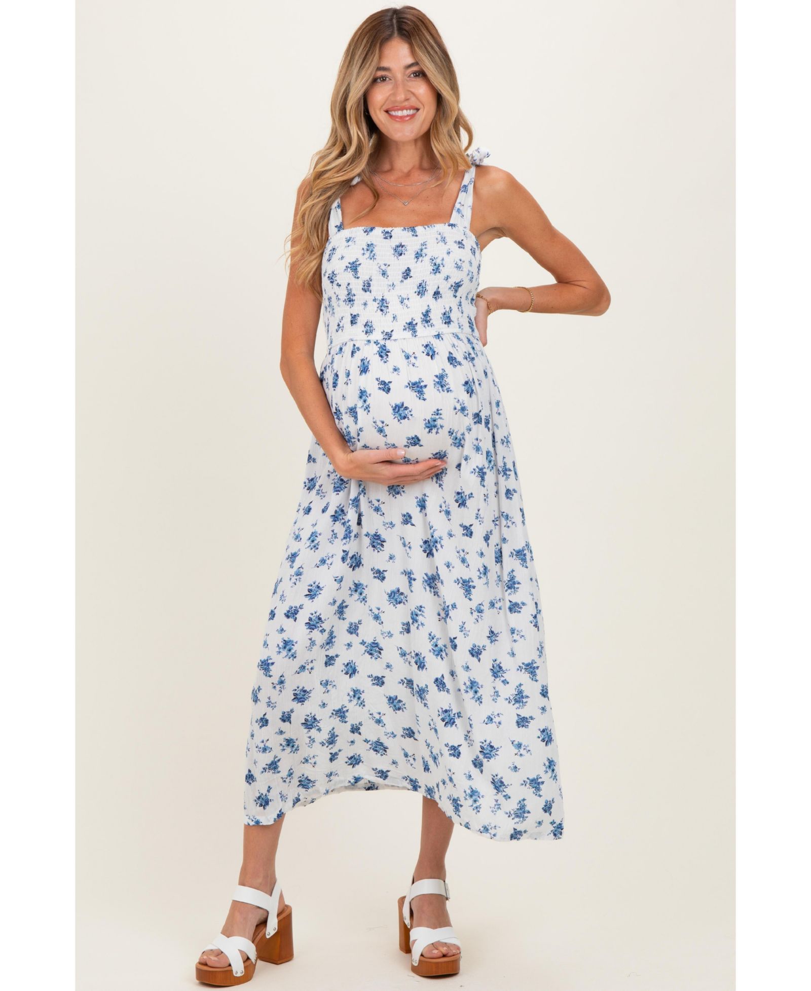 Женское платье Pinkblush Ivory Smocked Bodice Tie Straps Floral Print Maxi