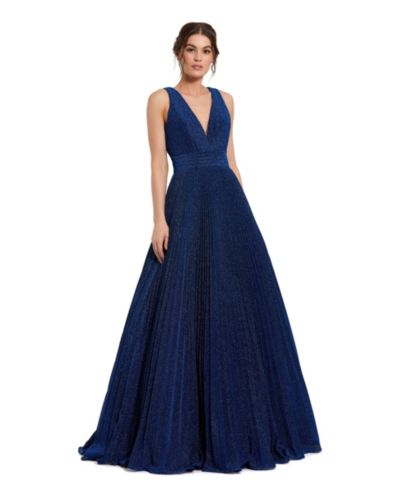 Women's Shimmering Georgette Pleated Sleeveless Gown