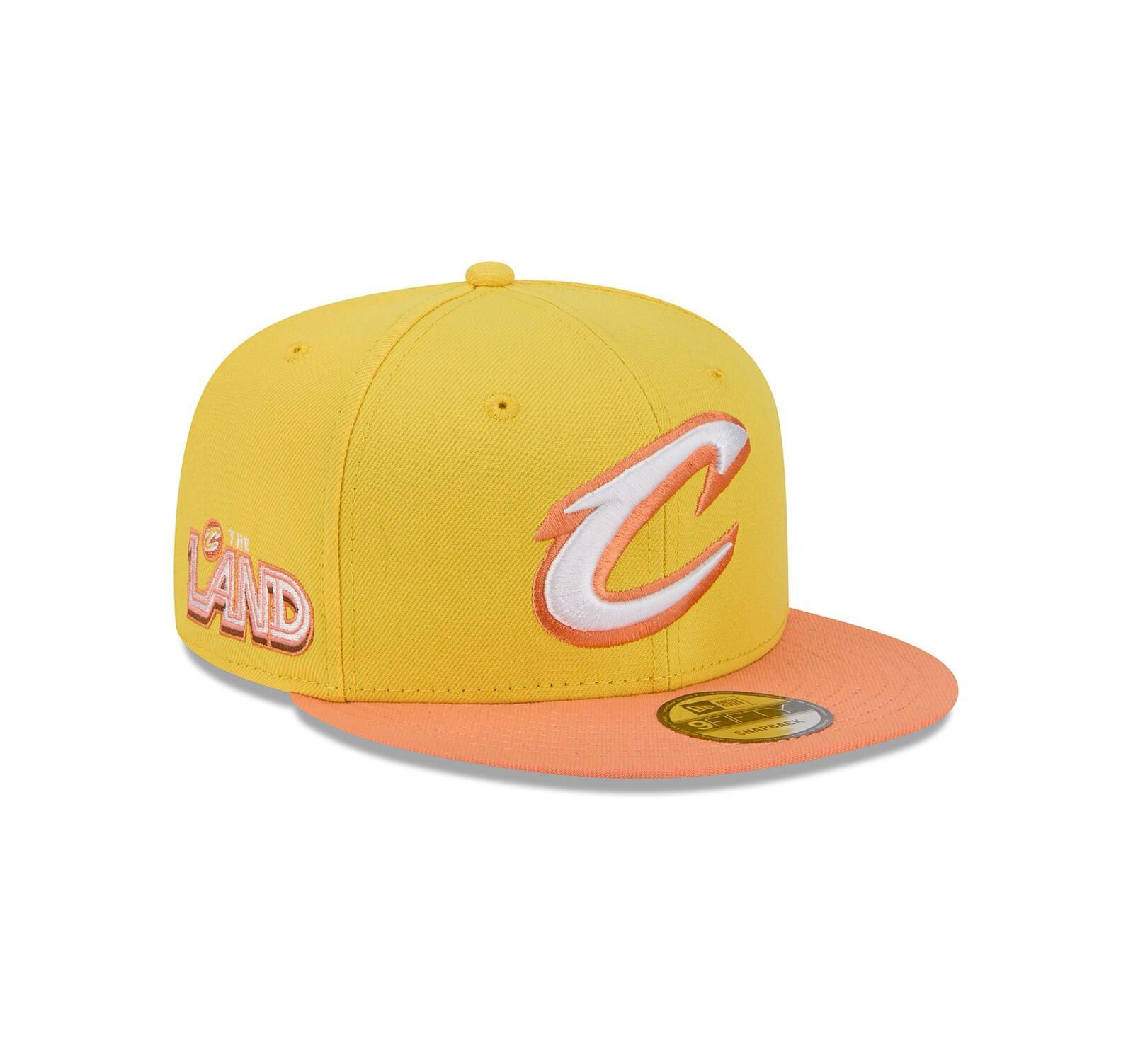 Мужская кепка New Era Gold Cleveland Cavaliers 2025/26 City Edition Alternate 9FIFTY Snapback