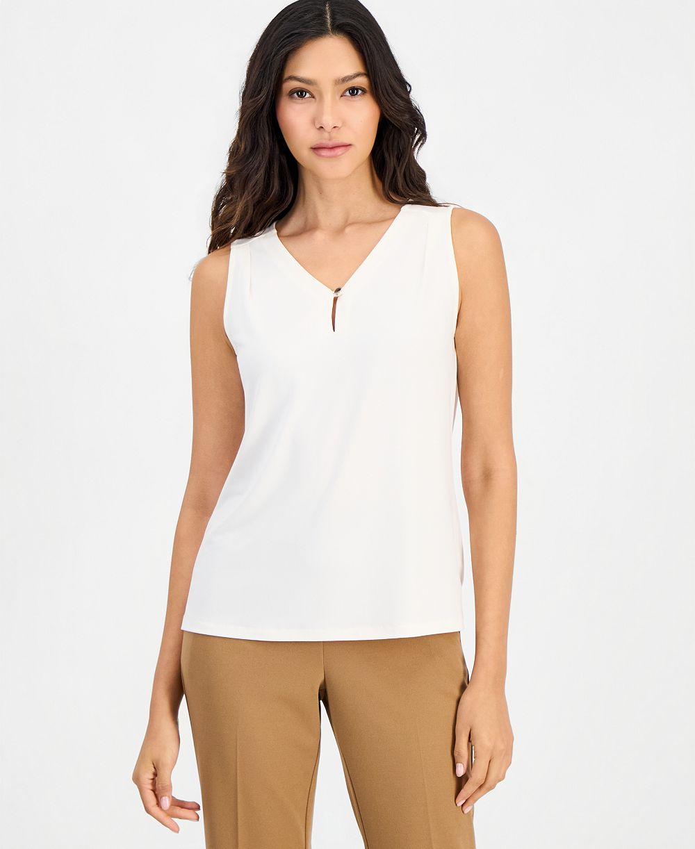 Женская блузка Anne Klein Essentials Petite V-Neck Keyhole Sleeveless