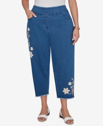 Брюки Alfred Dunner Plus Size Camden Market Floral Crochet Applique Ankle Jeans