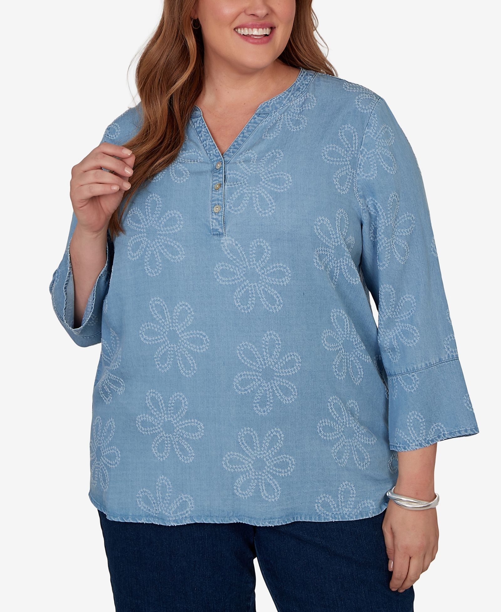 Alfred Dunner Plus Size Женский мягкий топ Henley с вышивкой Camden Market Tonal