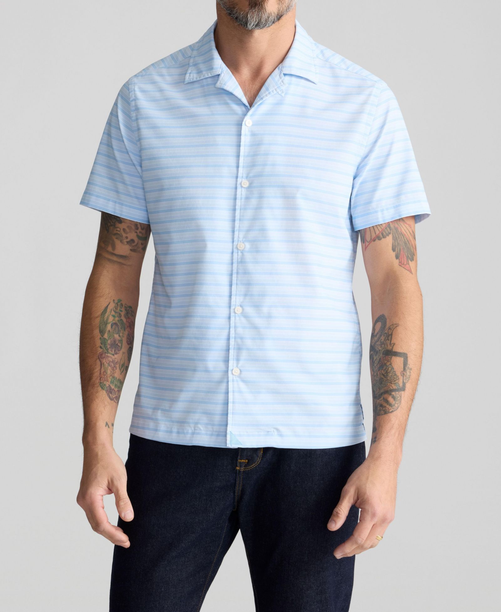 UNTUCKit Men's Regular Fit Performance Short-Sleeve Camp Collar Shirt