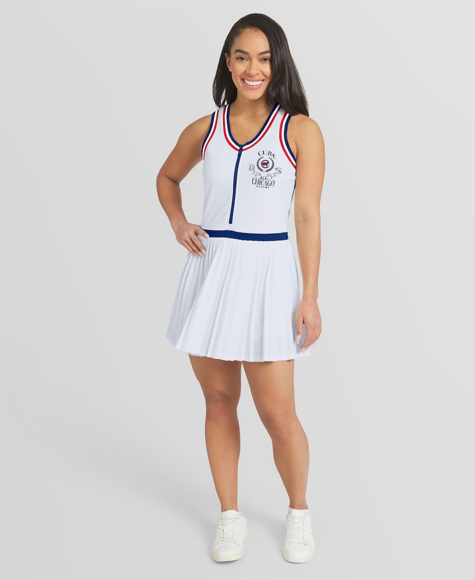 WEAR by Erin Andrews Женское джинсовое платье-шэкет с запахом и складками, Chicago Cubs