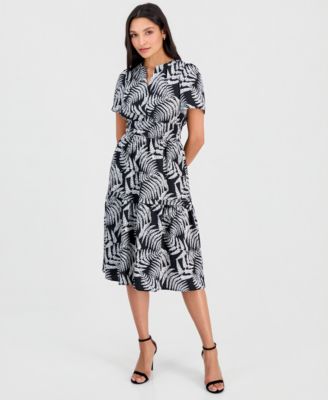 Robbie Bee Women's Printed Smocked-Waist Short-Sleeve Midi Dress