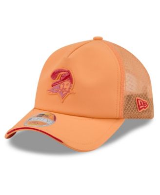 New Era Men's Orange Tampa Bay Buccaneers 2026 Sideline Throwback Apex 9FORTY Adjustable Trucker Hat