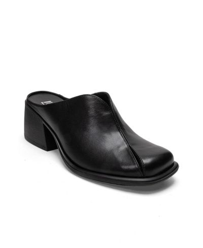 Forever & Always Shoes Women's Ardent Leather Block Heel Mule