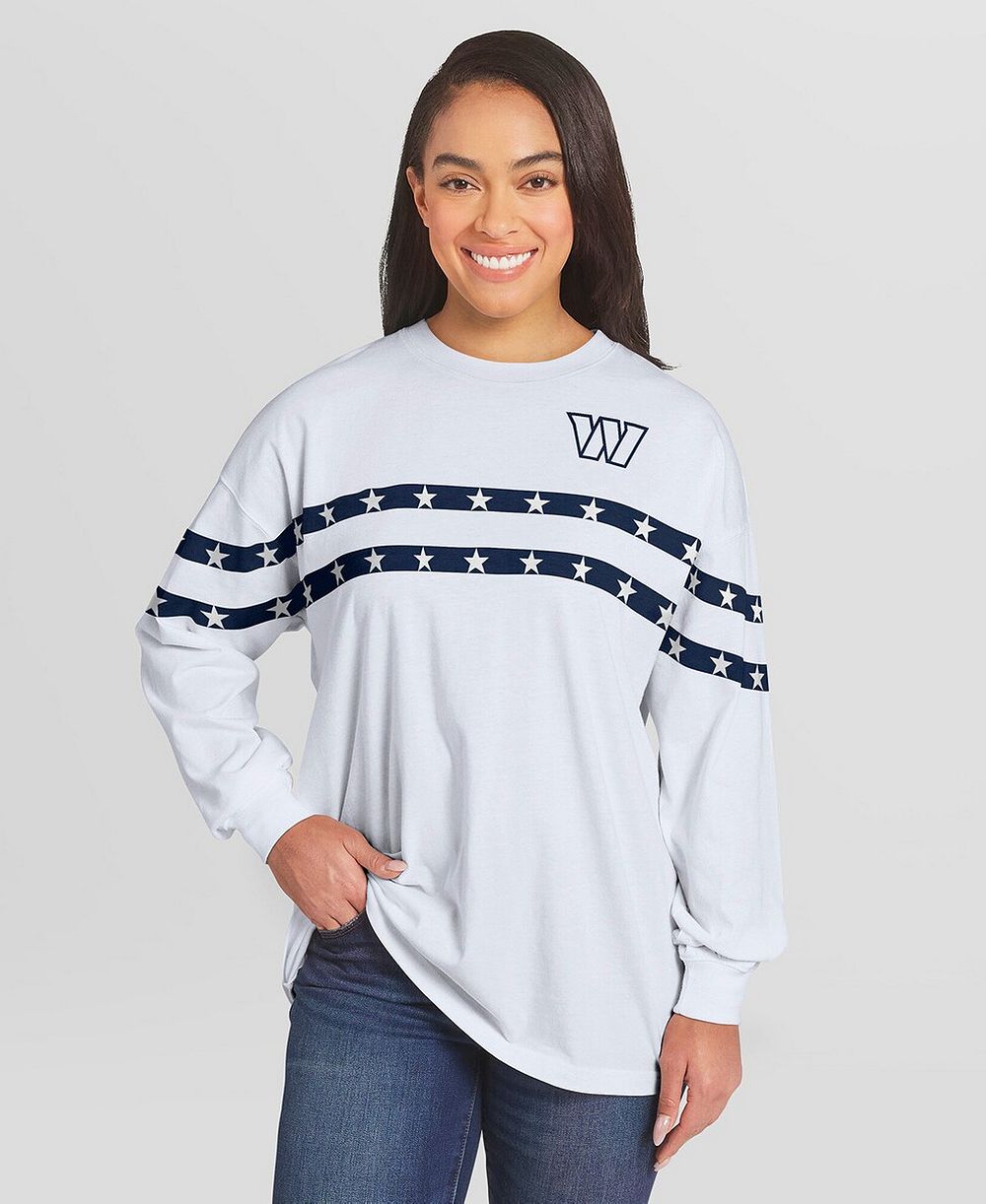 WEAR by Erin Andrews Женская футболка с длинным рукавом Washington Commanders, белая