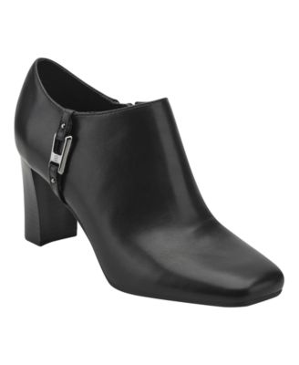 Женские ботильоны Bandolino Urbiny Stacked Heel Square Toe Shootie