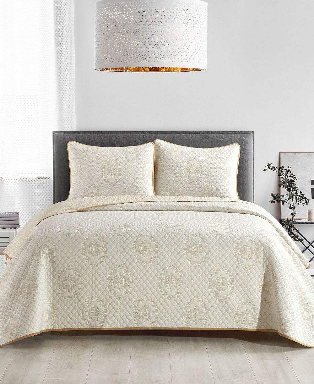 Stratford Park Leyla Medallion набор из 3 стеганых одеял, King