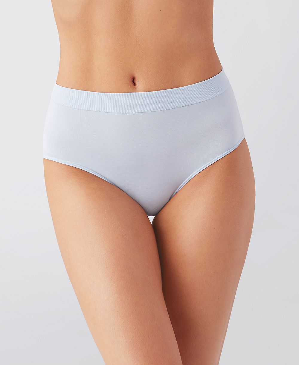 Wacoal Women's B-Smooth Brief Underwear 838175