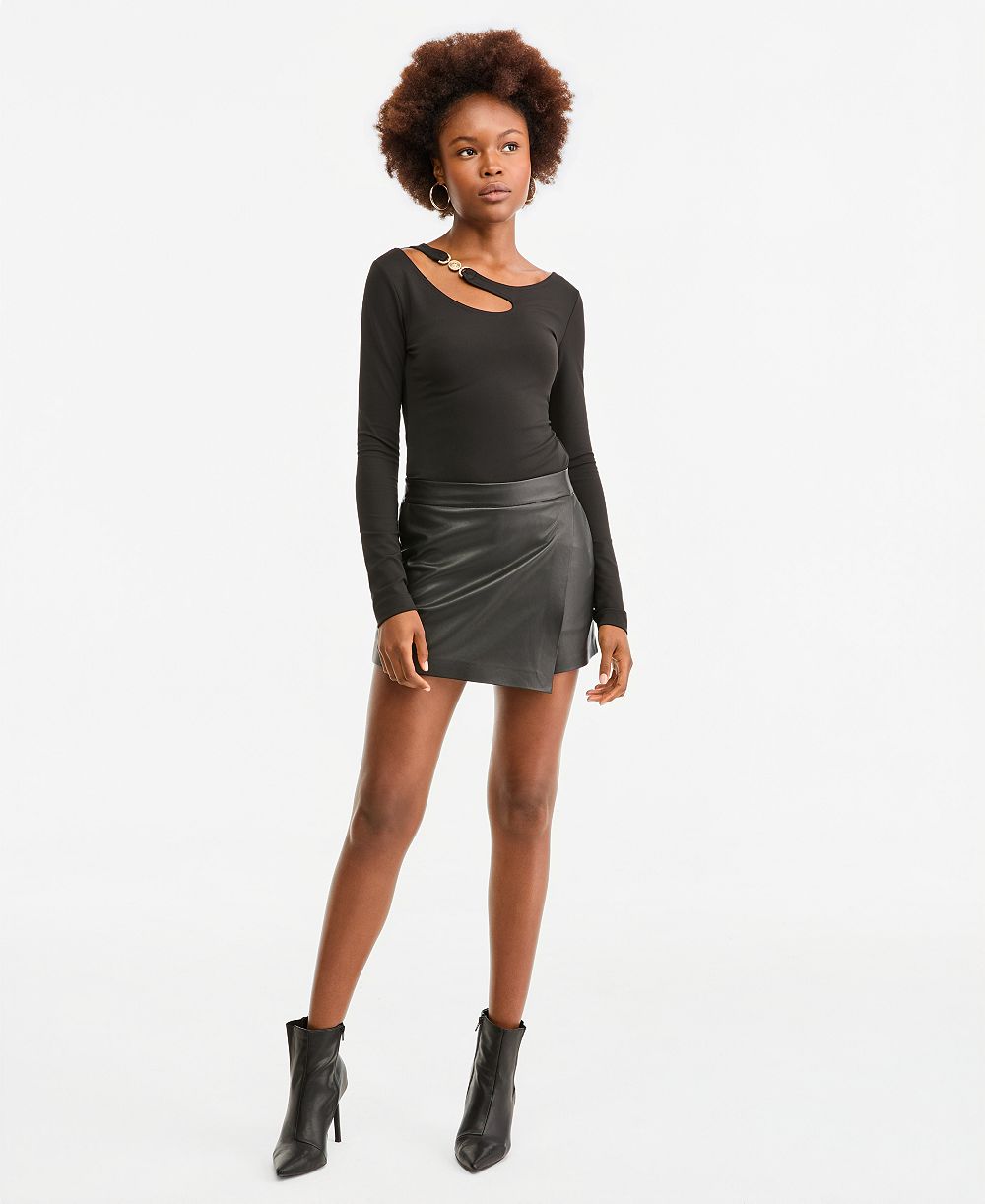 GUESS Women's Hayden High-Waisted A-Line Mini Faux Leather Skort