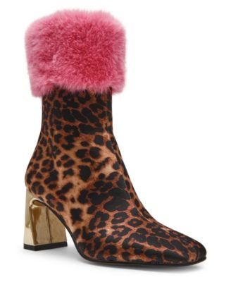 Женские ботильоны Betsey Johnson x Paris Hilton Vita Pom Pom Square Toe