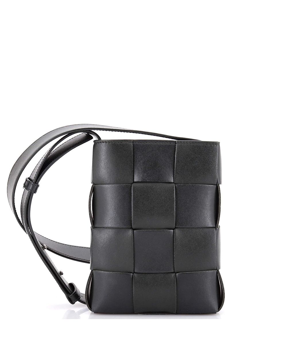 Pre-Owned Bottega Veneta Cassette Phone Holder Crossbody Bag Maxi Intrecciato Leather